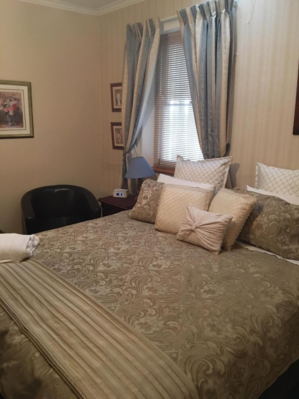 הובארט Undine Colonial Accommodation מראה חיצוני תמונה